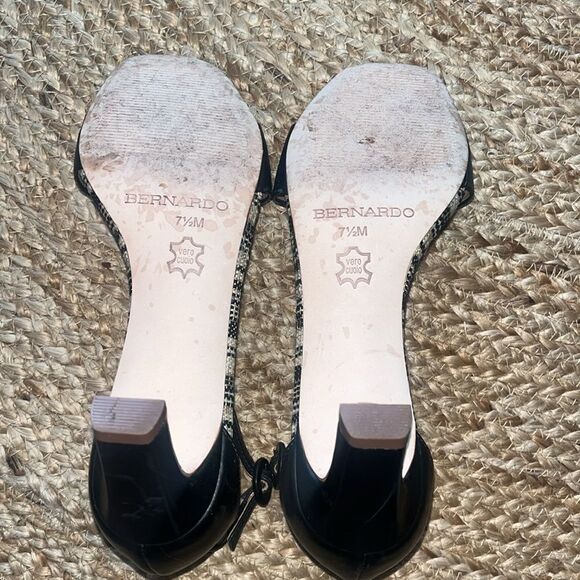 Bernardo by Anthropologie Cameron Heels
Size 7.5M - Picture 7 of 8